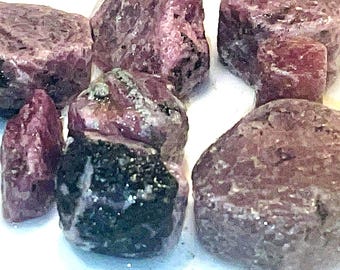 Ruby Rough Gemstones Wholesale Lot  -Rare quality 117g for Jewelry Making,big speciemen Natural Decor- with Deep love energy- Bulk Minerals