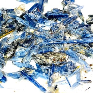 Blue Kyanite partly Translucent crystals  -Wonderful quality - 47g- for jewelry making,neckless pendant stone- calm energy-Blue gemstones