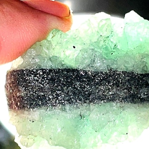 Purple Tsavorite Healing Stone - Unique Chromium-Garnet Rough Mineral with Rare Black Layer, Natural Gemstone 21g