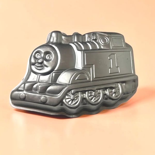 Wilton Thomas The Tank Engine Train Cake Pan #2105-1349