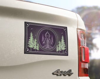 Flatwoods Monster Magnet | West Virginia Cryptid Car Magnet | Appalachian Folklore Artwork | UFO Creature Gift