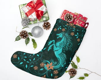 Chaussette de Noël Kelpie | Chaussette folklorique celtique | Cadeau cheval d'eau écossais | Décoration de Noël fantastique et sombre | Cadeau de Noël pour les amoureux des chevaux