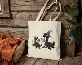 Sac fourre-tout Nessie | Sac d'Halloween Monstre du Loch Ness | Sac fourre-tout mignon à l'effigie d'une créature cryptide | Style rétro années 90 | Cadeau inspiré du folklore écossais