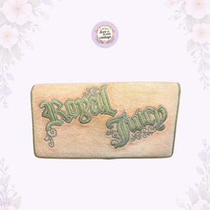 Y2K Juicy Couture Royal Juicy Beige Embroidered Wallet • Early 2000s Green Snap Clasp Bifold