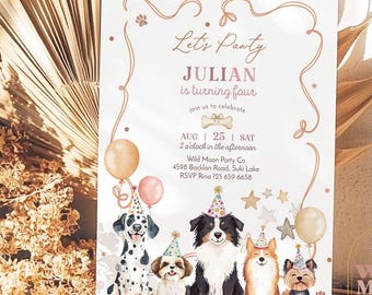 Può includere: Un invito per una festa di compleanno con illustrazioni di cani con cappelli da festa. Il testo recita "Let's Panty, Julian compie quattro anni" con i dettagli dell'evento. Il design include palloncini, stelle e impronte di zampe.