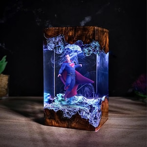 Superhero Resin Lamp, Superhero Resin & Wood Light, Hero Night Light, Resin Lamp Figure, Resin Epoxy Wood, Bedroom Lam, Birthday Gift