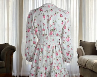 chinese dress ladies White Pink Floral Long Sleeve Dress – Trixxi Wholesale main image 0