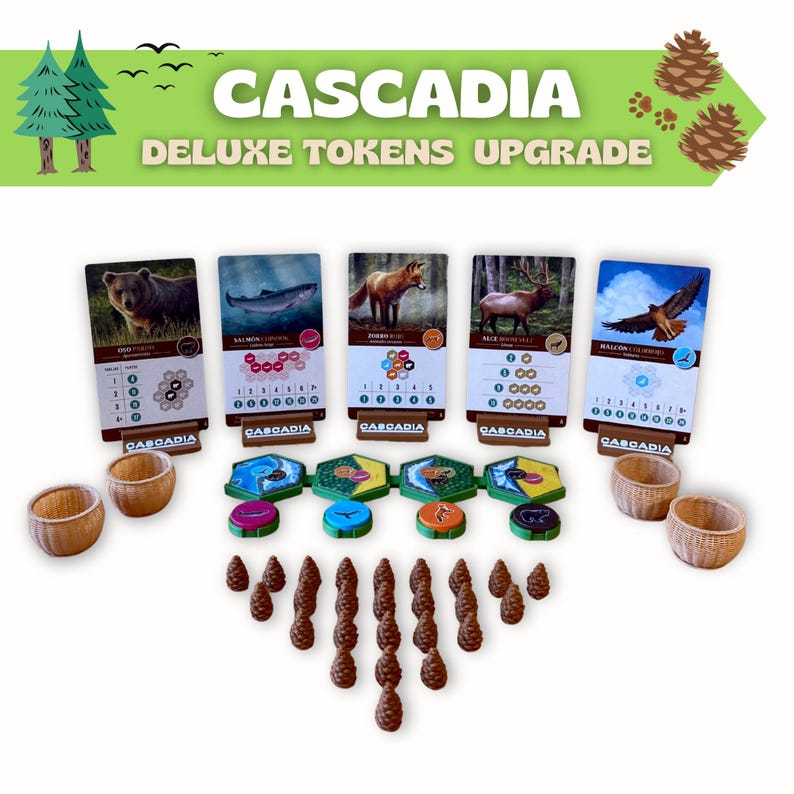 Puede incluir: Componentes del juego de mesa Cascadia Deluxe Tokens Upgrade. La imagen muestra cartas de juego con ilustraciones de animales, cuencos de madera, fichas hexagonales y fichas de pi&ntilde;as marrones. El t&iacute;tulo del juego se muestra en verde con el texto "DELUXE TOKENS UPGRADE".