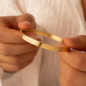 Pulsera personalizada con mensaje inspirador grabado, pulsera de oro de 18 quilates para mujer, pulsera informativa para parejas, pulsera con nombre grabado para personalizar, regalo para el Día de la Madre.