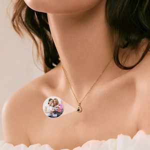 Collar de proyección, Collar conmemorativo en plata dorada, Collar de proyección personalizado con imagen, Collares de proyección de fotos, Regalo de cumpleaños