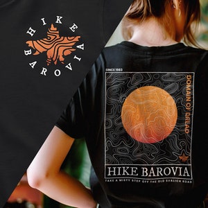 Camiseta de senderismo Barovia DnD Outdoors - Camiseta Curse of Strahd - Camiseta de bolsillo Mapa topográfico de Barovia de Ravenloft de Dungeons and Dragons - Regalo de TTRPG