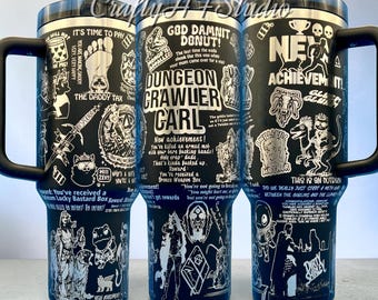 40-uncjowy, autentyczny kubek z grawerem laserowym w stylu Stanley Dungeon Crawler z serii Carl Book – Princess Donut Mongo DCC