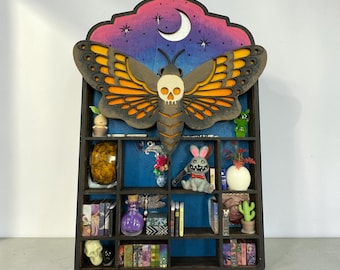 Mistyczna miniaturowa półka na książki Celestial Death Moth