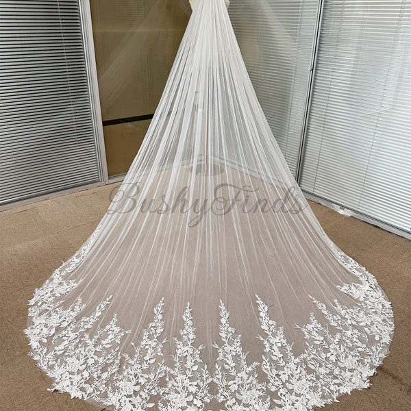 Flower Appliques Veil,Embroidery Bridal Veils,Forest Wedding Veils,Cathedral Wedding Veils,Lace Veils,Boho Veils With Comb,Veils For Wedding