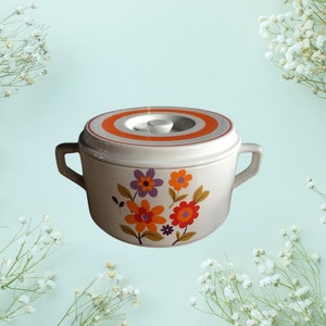 French Vintage 1970&#39;s Casserole Dish, Floral Casserole Dish
