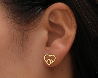 Puces d'oreilles acier inoxydable coeur et montagnes, puce oreille originale, boucle d'oreille mignonne fille, Cadeau pour femme minimaliste