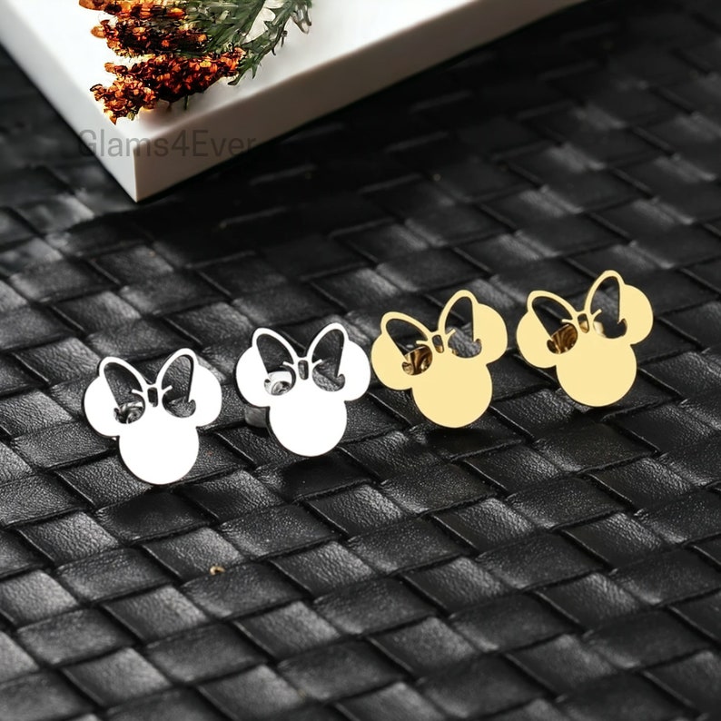 Boucles d'oreilles acier inoxydable, clous d'oreilles Disney minnie mouse, puces d'oreilles filles, petite boucle d'oreille or et argent image 2