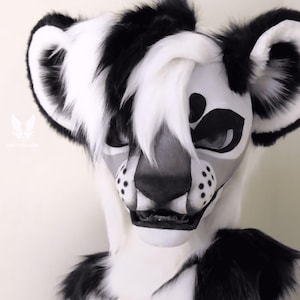 Spotted Gentleman Dog Fursuit Head, Customized Real Beast Fur Clothing, Fursuit Accessories, Furry Ears, Fantasy Creature, Furry, Cosplay