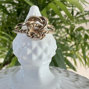 9ct Yellow Gold Double Knot Ring. UK size N 1/2/US size 7.25