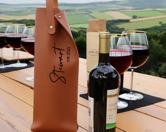 Personalisierter Weinhalter-Caddy aus Leder, individuell gravierte Weinhülle, handgefertigter Weinhalter, monogrammierte Weintasche, Weinzubehör, Geschenke