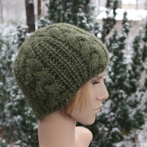 Große Wintermütze, Zopfmuster, Beanie Mütze, grobstrick Mütze, Wintermütze für Herren, Mütze für Damen, khaki grün.