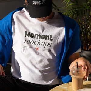 Maqueta de camiseta blanca Gildan 5000, modelo masculino (PSD y JPG)