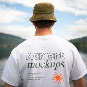 Gildan 5000 wit shirt mockup lifestyle mockup model mockup outdoor mockup trendy natuur mockup esthetische mockup oversized T-shirt POD-mockup