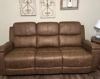 Family Comfort 79 "breites manuelles Liegesofa aus luxuriösem Leder mit eingebauten Getränkehaltern