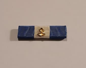 Vintage National Defense US Military Service Medal Red Yellow Blue