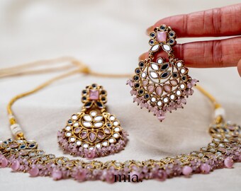 MIRROR Antique Indian Polki Bridal Wedding Jewelry Set in Gold | Necklace, Earrings, and Tikka with Kundan Polki Accents Wedding Parties