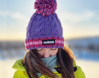 Berries Cable Reflective Super Bobble Hat