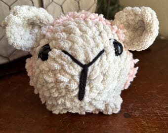 Lamb pattern, pattern, lamb, plushie pattern, stuffed animal pattern