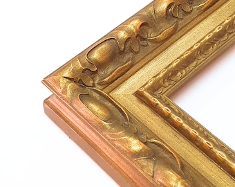 Sontuosa cornice antica, barocca, opulenza da galleria, cornice espositiva di alta qualità, ricca di dettagli stravaganti ed eleganza senza tempo.