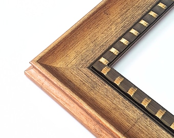 Le cadre doré luxueux, fabriqué à partir de polystyrène de qualité supérieure, offre une élégance antique pour les affiches et les photos. Tailles personnalisées disponibles pour la décoration murale