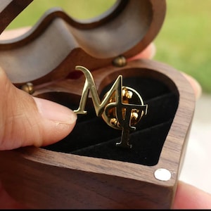 Custom Initials Lapel Pin, Stainless Steel Brooch for Groom, Personalized Wedding Jewelry, Best Man Gift, Men&#39;s Stylish Accessories