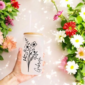 Personalized Birth Flower Tumbler, Custom Name Glass Cup, Bridesmaid Proposal Gift, Mother&#39;s Day Present, Birthday Gift for Her