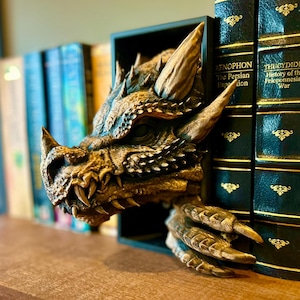 Dragon Book Nook with Tail | Bookcase shelf | Handcrafted Art Gift | Decoration