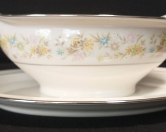 Noritake Ivory Fine China - 7150 "Blossom Time" Gravy Boat