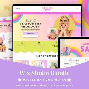 Op de afbeelding: Een Wix Studio Bundle voor het maken van een website met pastel regenboognotities en aanpasbare sjablonen. De afbeelding toont een website-mockup met een roze, gele en blauwe kleurschema. De website heeft een koptekst met de tekst "Pastel Rainbow Notes" en een tagline die zegt "Aanpasbare website & sjablonen".
