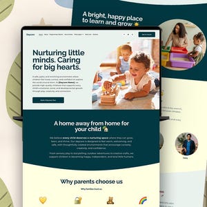 Może przedstawiać: Szablon strony internetowej dla przedszkola w kolorach ciemnego turkusu i jasnego kremu. Układ zawiera nagłówki tekstowe, takie jak Nurturing little minds. Caring for big hearts. oraz A home away from home for your child, wraz ze zdjęciami bawiących się dzieci i personelu.