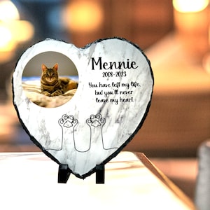 Forever Remembered: Handcrafted Pet Memorial Stone with Personalized Photo, Custom Pet Memorial Plaque for Beloved Dogs and Cats