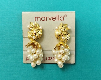 Boucles D'Oreilles Vintage Années 70/80 - Grappe De Raisins En Métal Et Perles Nacrées - Style Rétro Pendantes