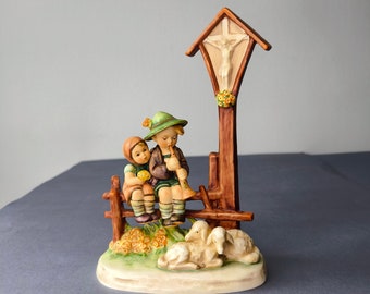 希少 ヴィンテージ フンメル磁器フィギュア ヴィンテージ ゲーベル フンメル磁器フィギュア：ドイツ製ボーン