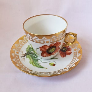 Royal Copenhagen Espresso Cup & Saucer &quot;Valmue” Hand‑Painted Poppy decor 22k Gold Denmark porcelain, Signature of the artist at the bottom
