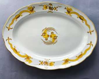 Enorme plato de porcelana de Meissen con gallos y dragones- Regalo de porcelana de obra maestra de Meissen de la década de 1920: Simbolismo en la vajilla- Coleccionables de lujo