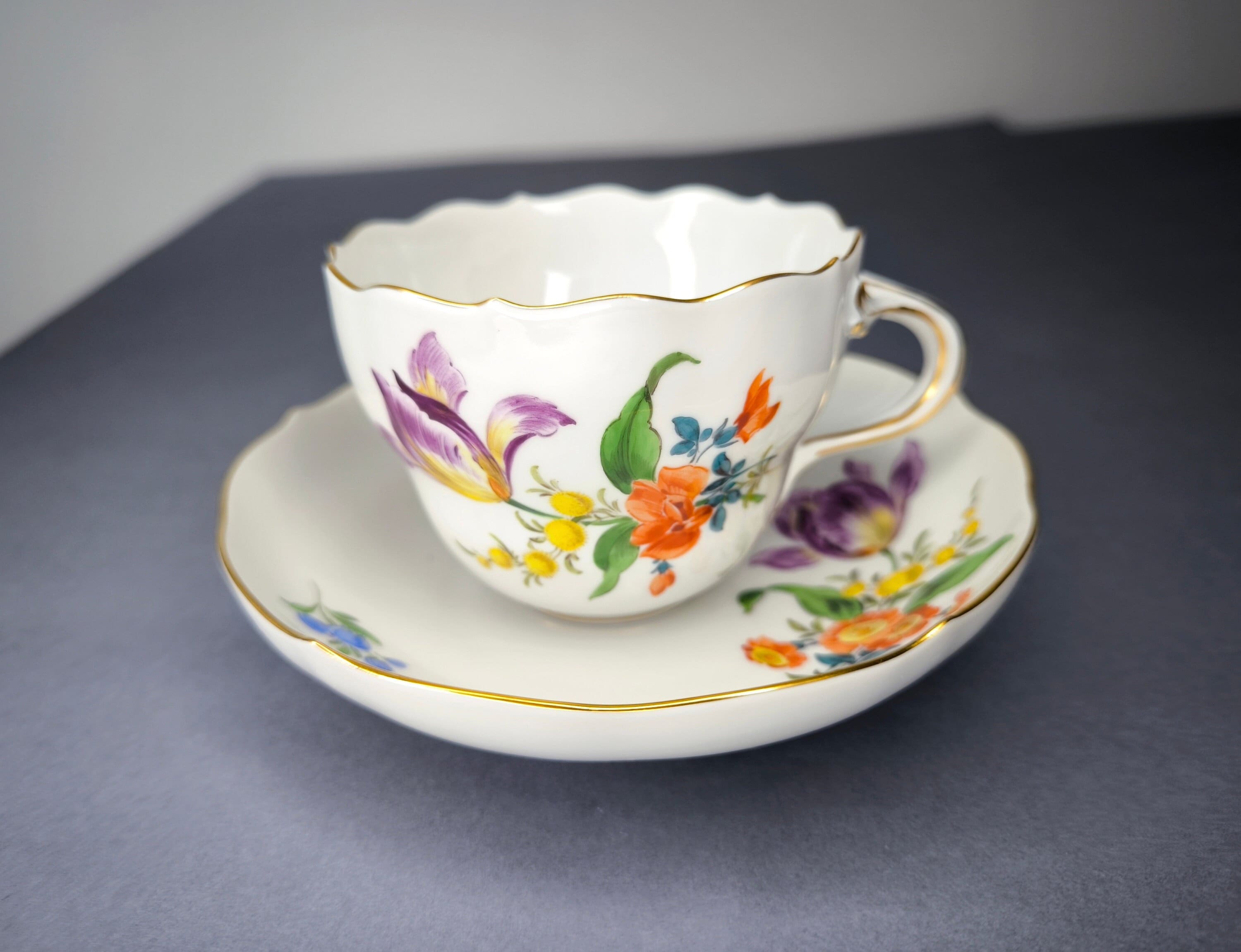 希少】オールド マイセン 手描 女性 花柄 カップ＆ソーサー MEISSEN