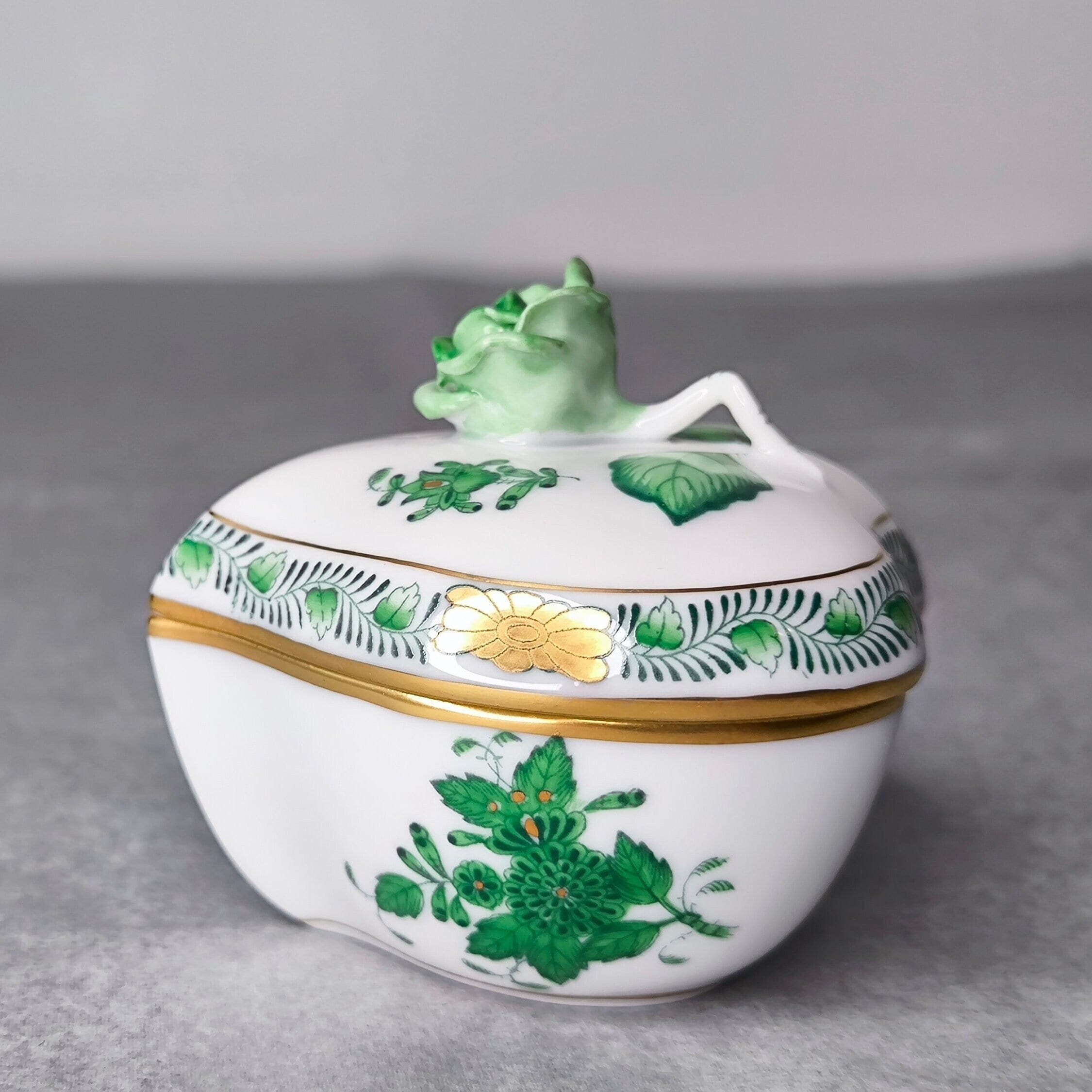 Herend Trinket Box Handpainted Apponyi Green, Herend Hungary Herend Trinket Box Handpainted Apponyi Green, Herend Hungary