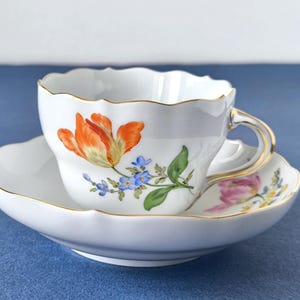 Meissen Coffee cup with Saucer German Flowers, Blue Crossed Swords Teacup with Gold Rim Hand Painted porcelain Luxury Gift Collector&#39;s Item