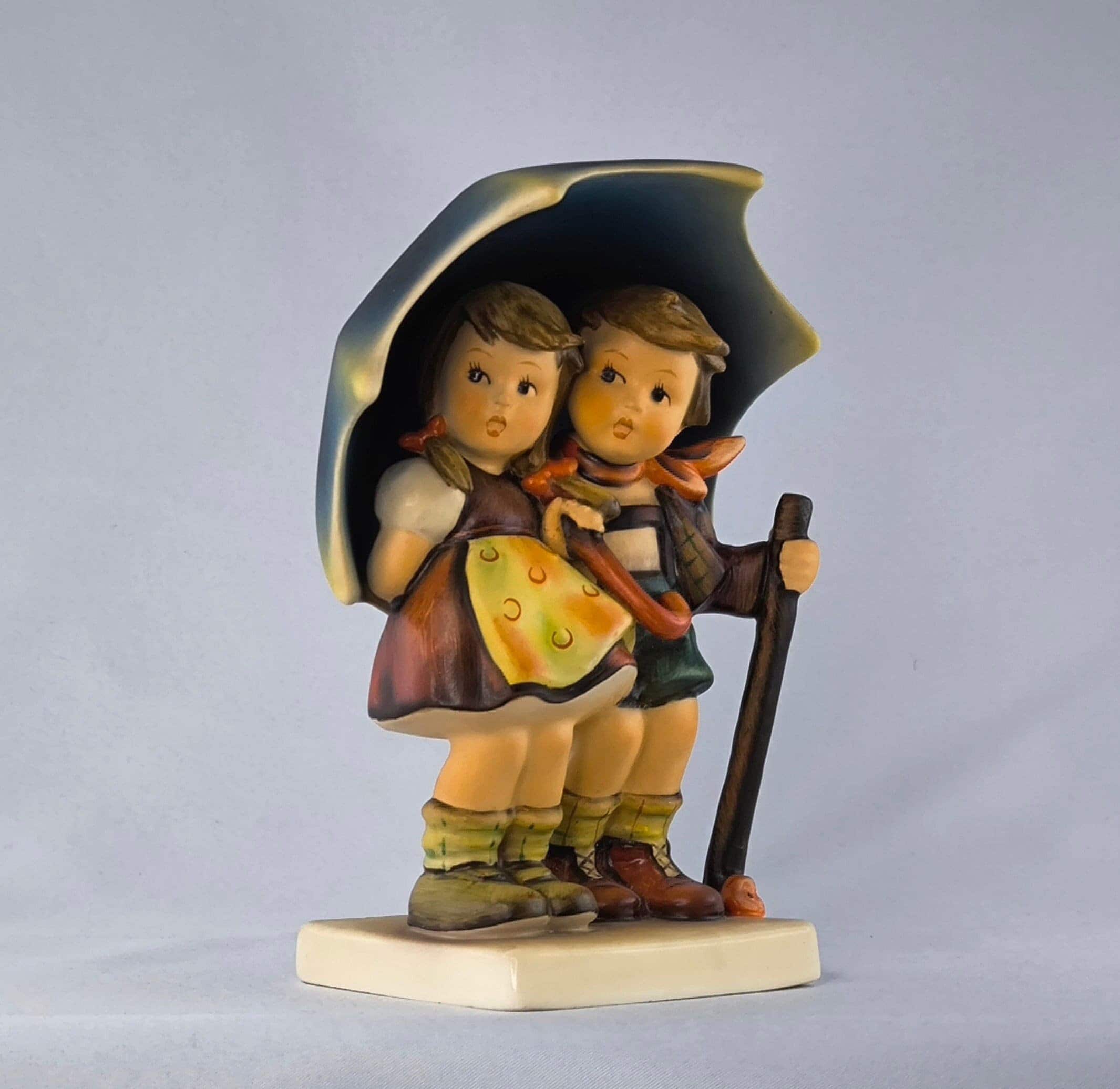 Adorable Goebel Hummel Figurine Stormy Weather #71- Under One Roof