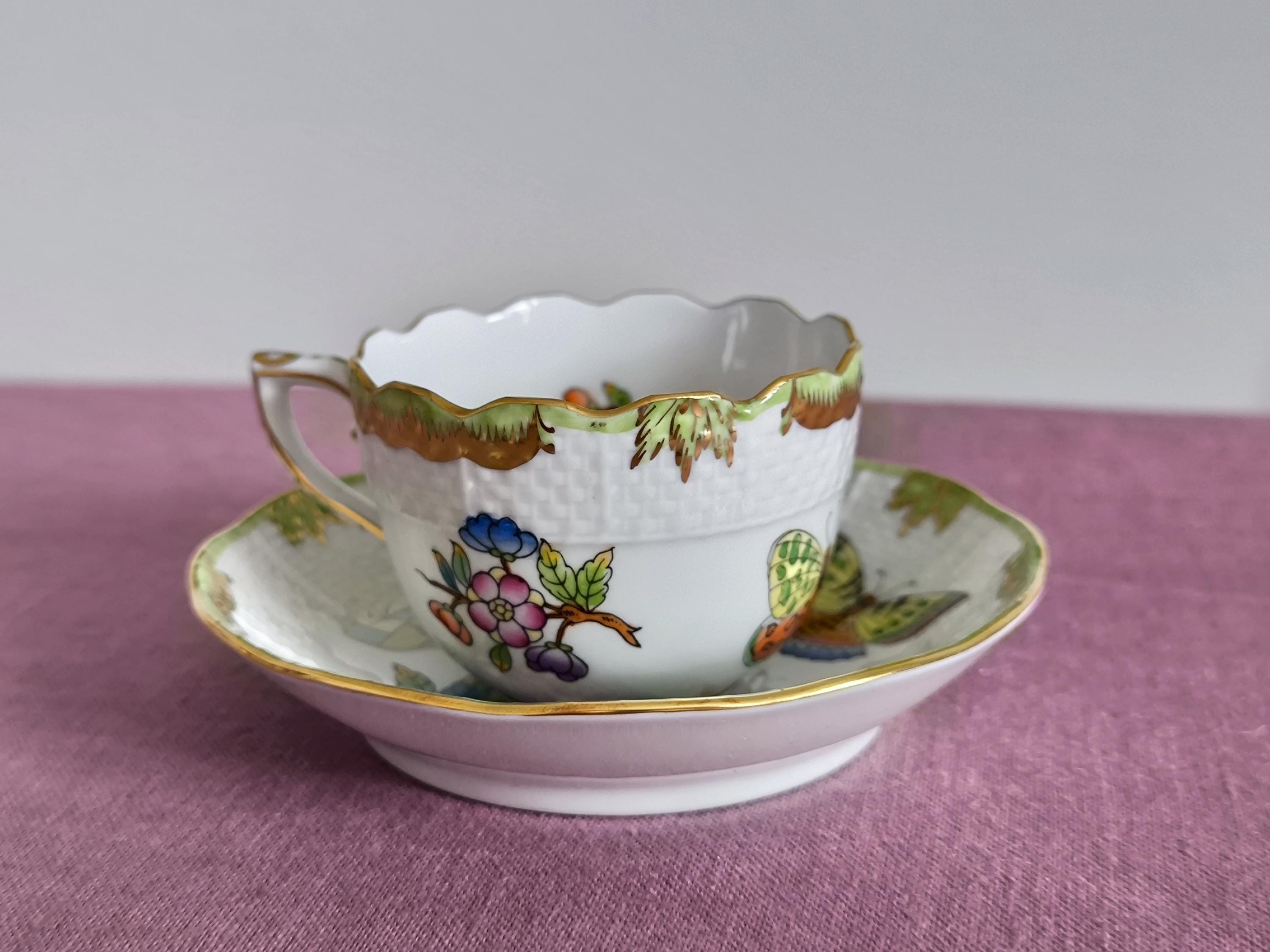 食器セット　HANDPAINTED Herend Herend Queen Victoria Coffee Cup and Saucer 711: Handpainted